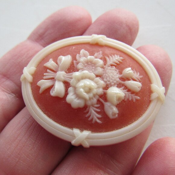 Vintage Floral Brooch - Picture 1 of 5